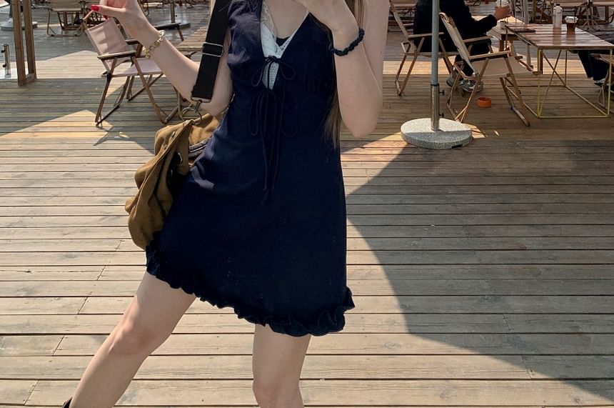 Sleeveless V-Neck Bow Lace Panel Mini A-Line Dress