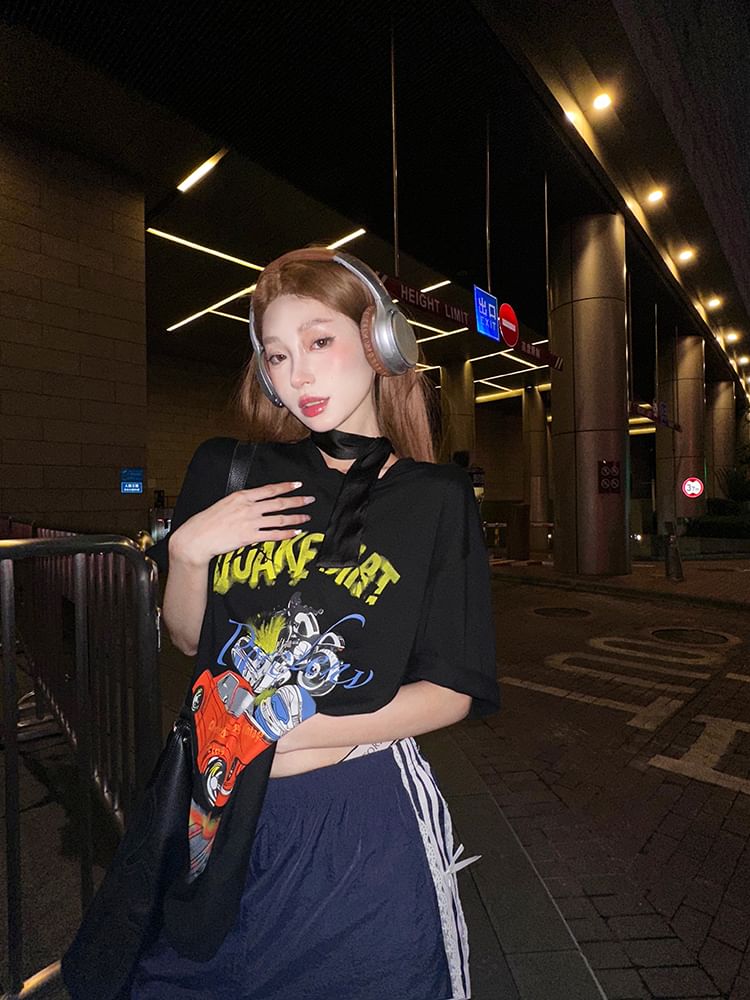 Short-Sleeve Round Neck Graphic Print Tee / Spaghetti Strap Mini Bodycon Dress