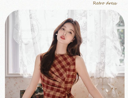 Sleeveless Plaid Maxi Sheath Dress / Plain Crop Cardigan / Set