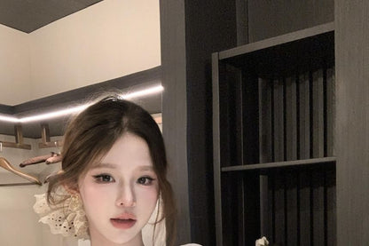 Short-Sleeve V-Neck Cold-Shoulder Plain Lace Trim Ribbed Slim Fit Tee