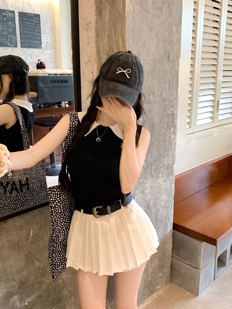 Contrast Collar Knit Tank Top / High Waist Plain Pleated Mini A-Line Skirt