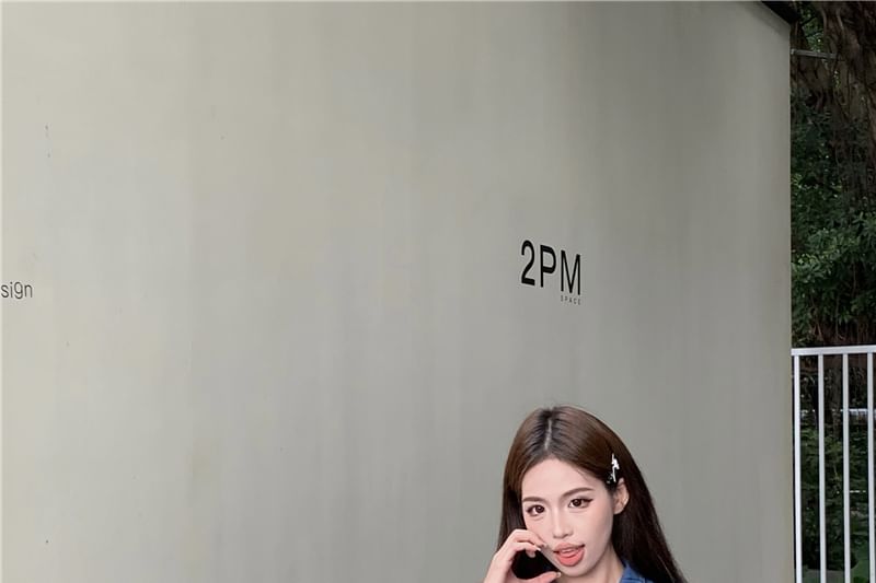 Collar Henley Frill Trim Denim Crop Tank Top / High Waist Denim Shorts