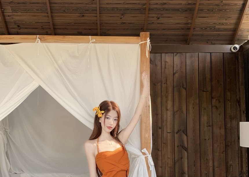 Halter Plain Knot Crop Slim Fit Cami Top / Mid Rise Tie Dye Maxi A-Line Wrap Skirt