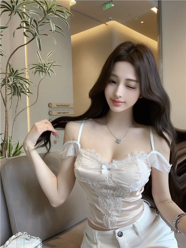 Bow Lace Panel Crop Slim Fit Camisole Top