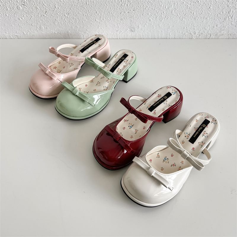 Chunky Heel Bow Patent Leather Sandals