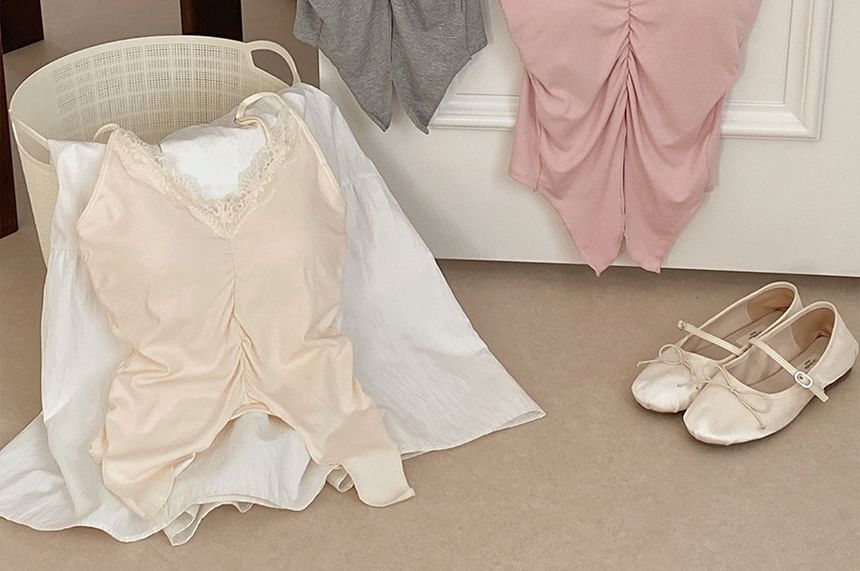 Cami Fit Trim Lace Top Slit Ruched Plain Slim