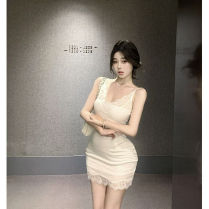 Spaghetti Strap V-Neck Lace Panel Mini Bodycon Dress