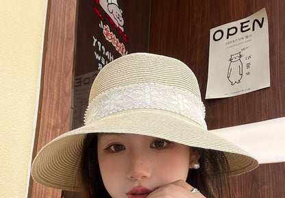Lace Ribbon Straw Bucket Hat