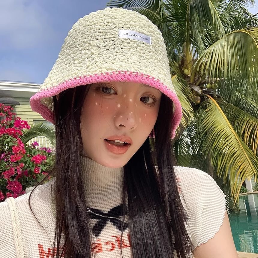 Lettering Applique Contrast Trim Knit Bucket Hat