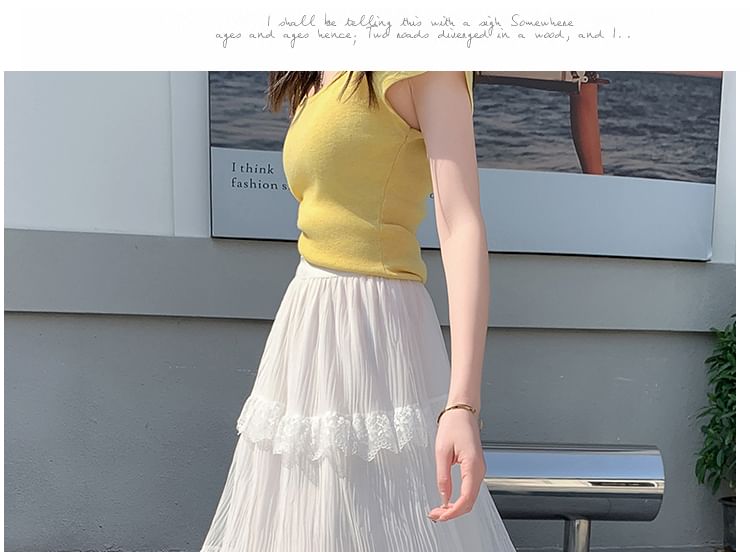 Tiered Maxi Skirt with Lace Trim and Elastic Waist