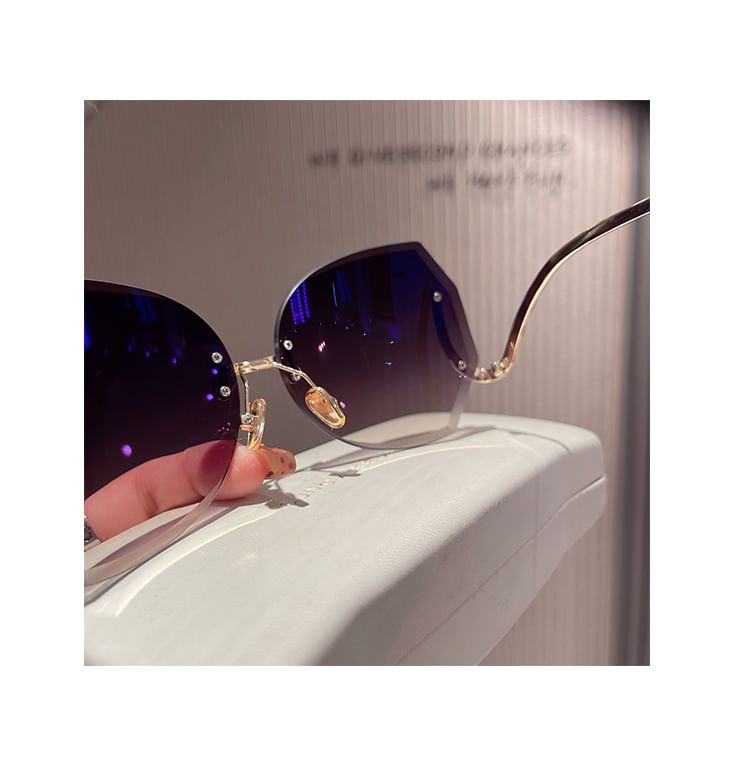 Set:  Gradient Frameless Sunglasses + Case + Cleaning Cloth (Various Designs)