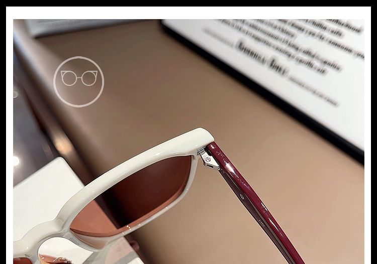 Oversized Square Polarized Sunglasses / Case / Pouch / Cleaning Cloth / Set