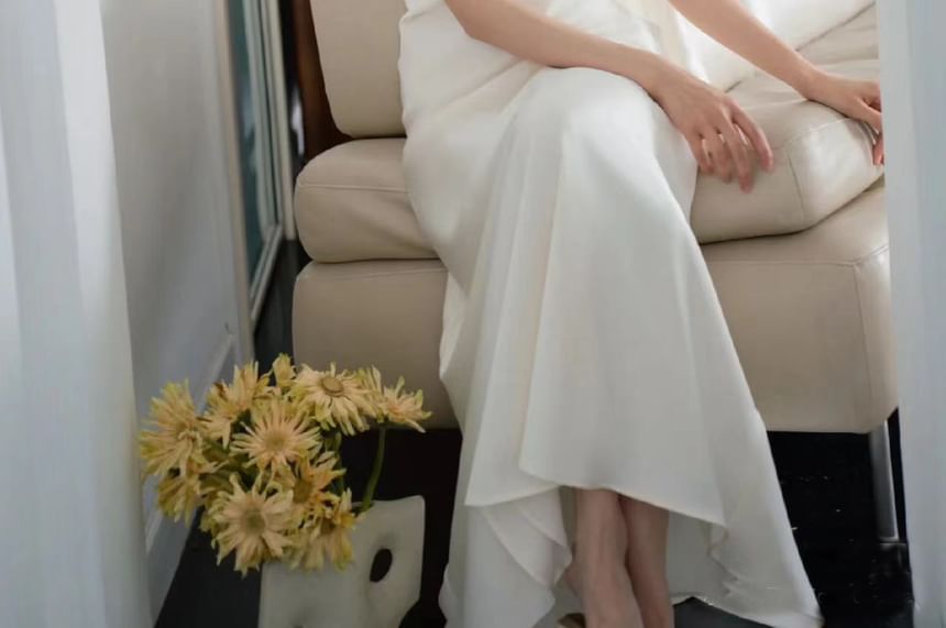 Sleeveless Scarf Neck Plain Satin Maxi Trumpet Wedding Dress