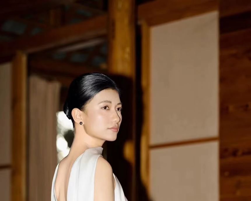 Sleeveless Scarf Neck Plain Satin Maxi Trumpet Wedding Dress