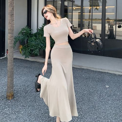 Short-Sleeve Scoop Neck Solid Crop Tee & High-Waist Midi Flared Skirt Set