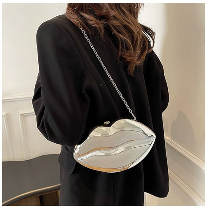 Chain Strap Lips Crossbody Bag