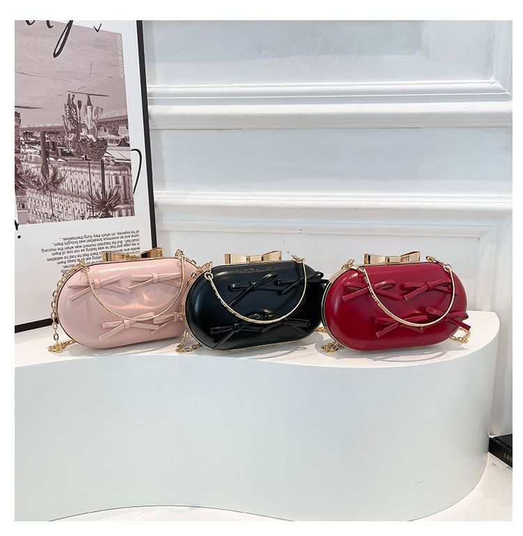 Bow Chain Strap Crossbody Bag