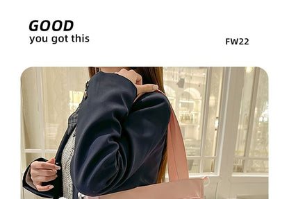 Set: Gingham Multi-Pocket Tote Bag + Badge