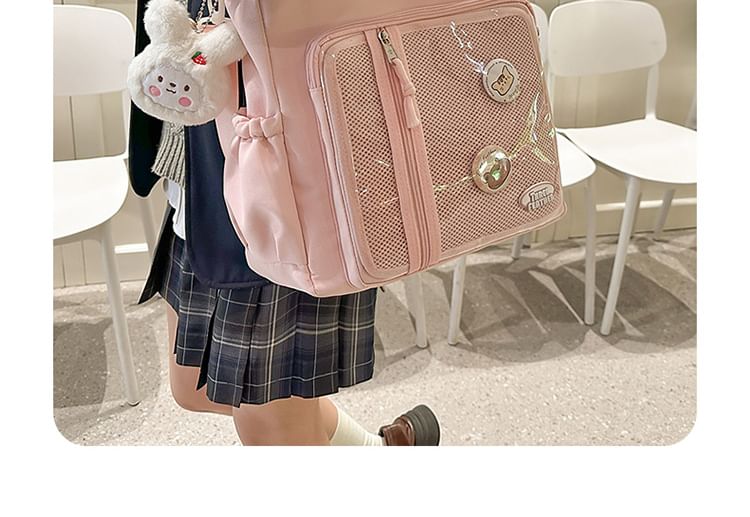 Set: Gingham Multi-Pocket Tote Bag + Badge