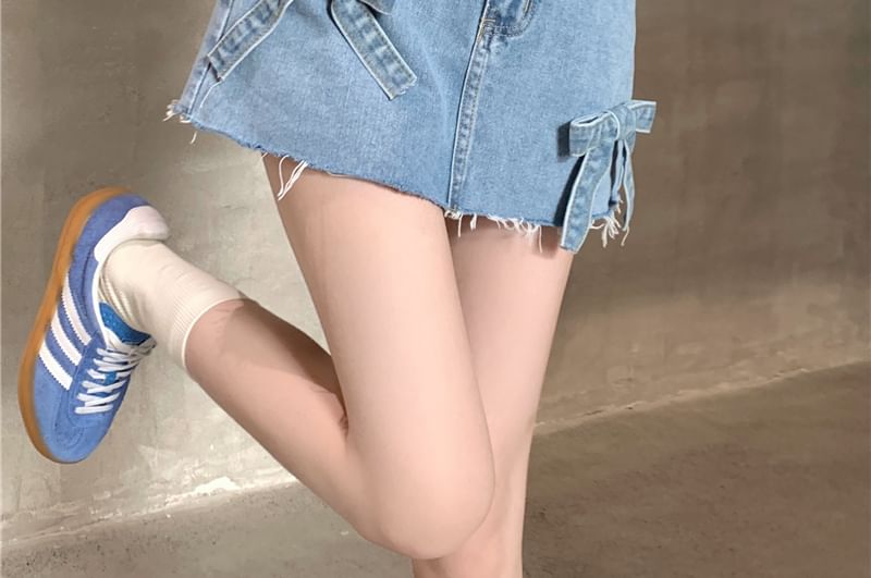 High Waist Washed Bow Fray Mini A-Line Denim Shorts