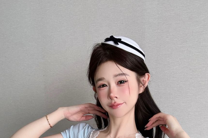 Short Sleeve V-Neck Bow Panel Lace Top