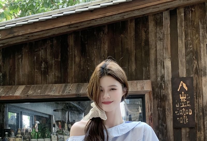 Set: Sleeveless One Shoulder Plain Blouse + Belt