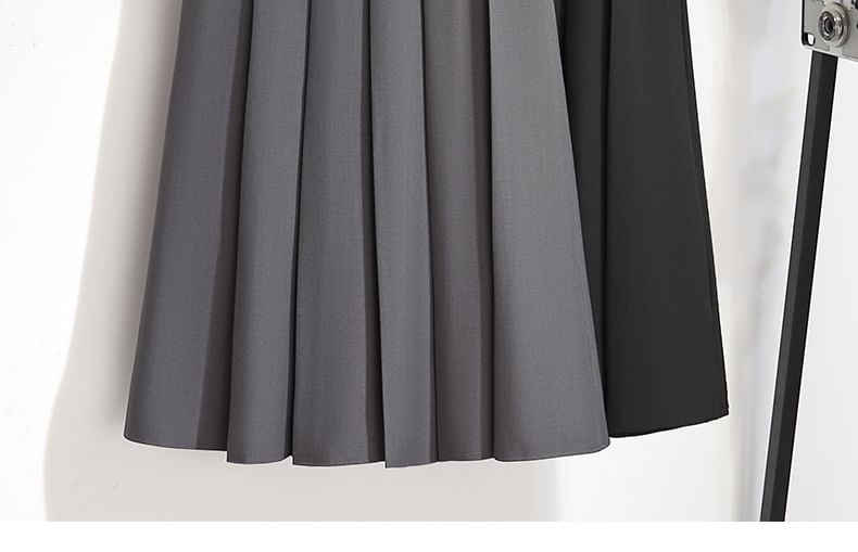 High-Rise Solid Long Pleated A-Line Skirt