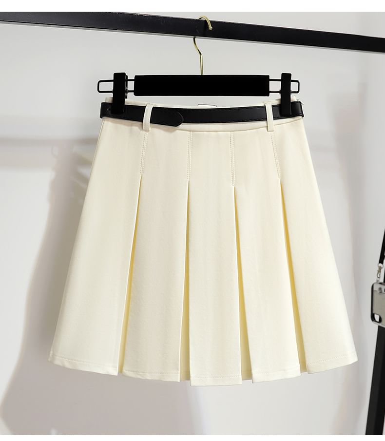 High-Rise Solid Mini Pleated Skirt