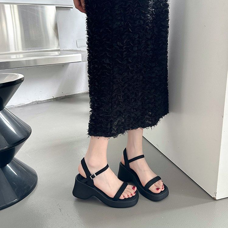 Sandals Heel Chunky Plain