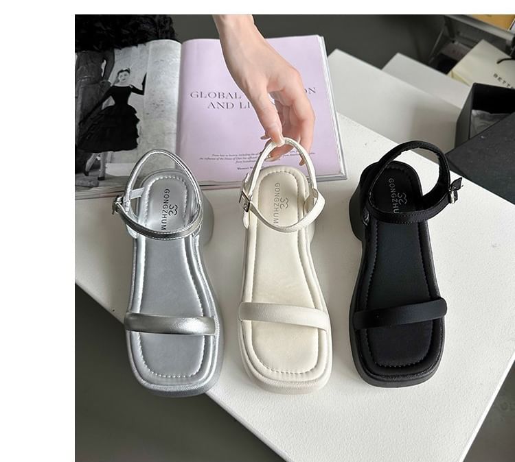 Sandals Heel Chunky Plain