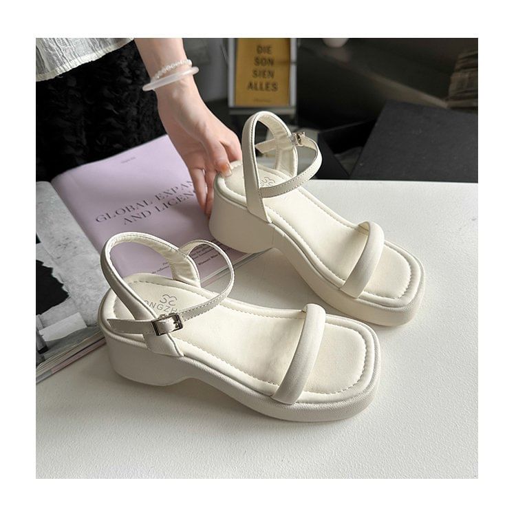 Sandals Heel Chunky Plain