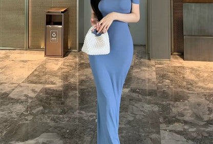 Off-Shoulder Short-Sleeve Bodycon Maxi Dress in Solid Color
