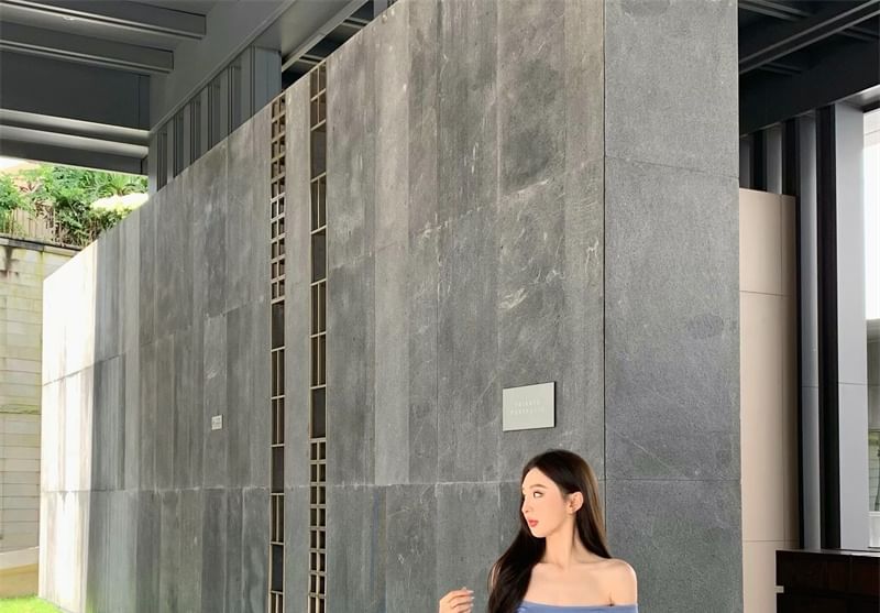 Off-Shoulder Short-Sleeve Bodycon Maxi Dress in Solid Color