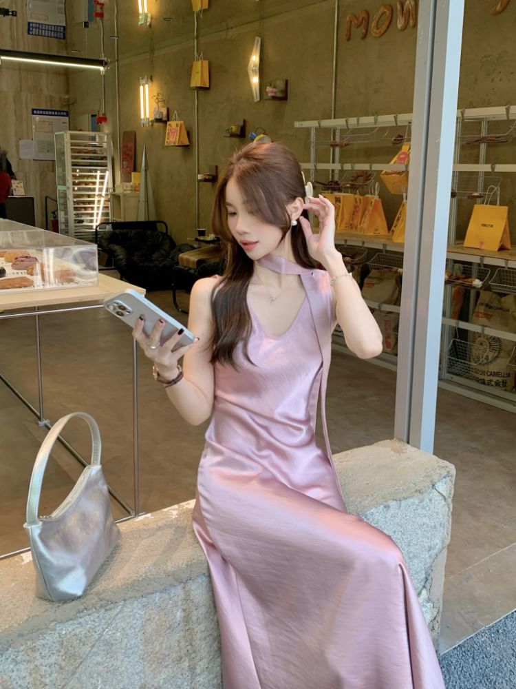 Scoop Neck Sleeveless Solid A-Line Maxi Dress