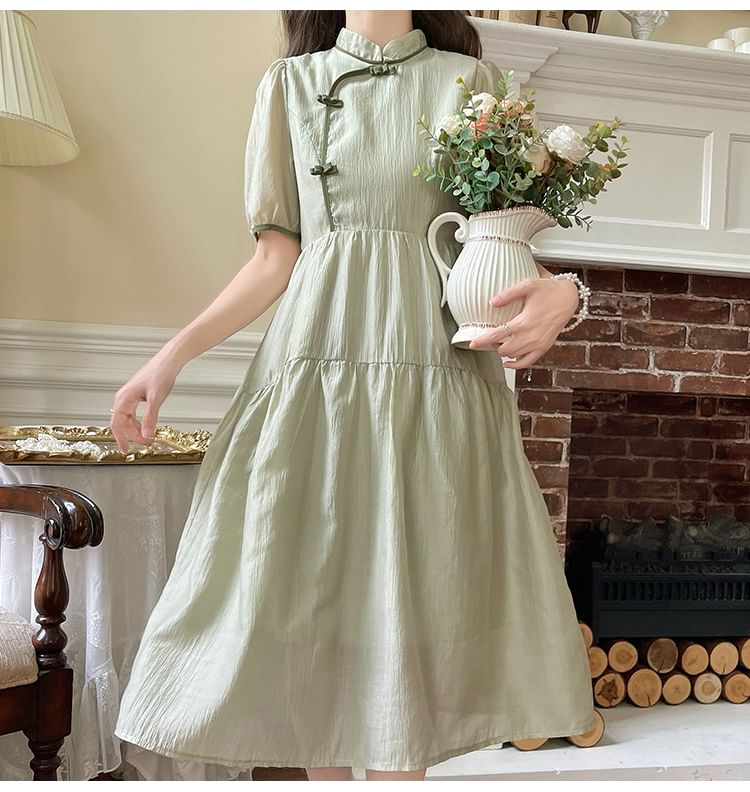 Short-Sleeve Contrast Trim Frog Button Midi A-Line Qipao