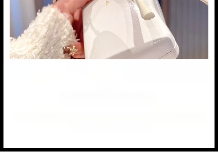 Oversized Square Metal Frame Polished Sunglasses / Case / Pouch / Cleaning Cloth / Set