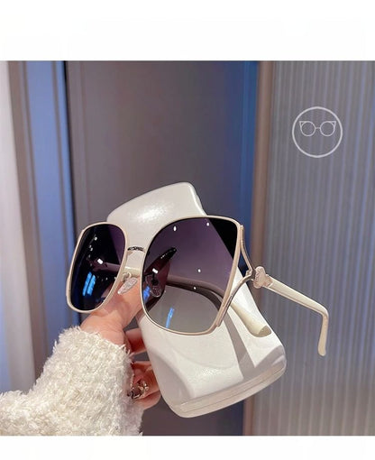 Oversized Square Metal Frame Polished Sunglasses / Case / Pouch / Cleaning Cloth / Set