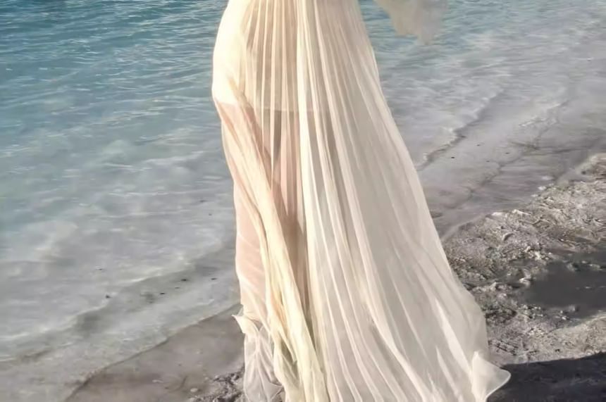 Pleated Tube A-Line Solid Maxi Dress