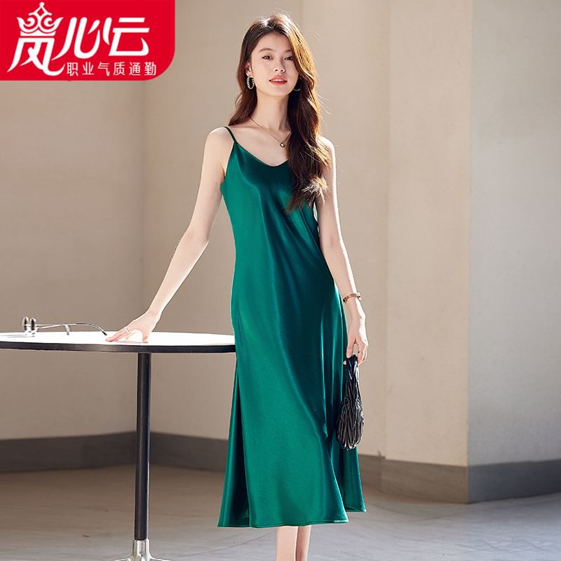 Spaghetti Strap V-Neck Plain Midi A-Line Dress