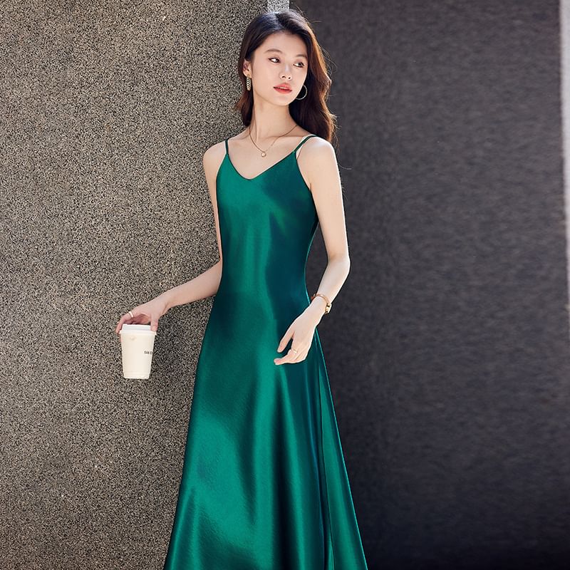 Spaghetti Strap V-Neck Plain Midi A-Line Dress