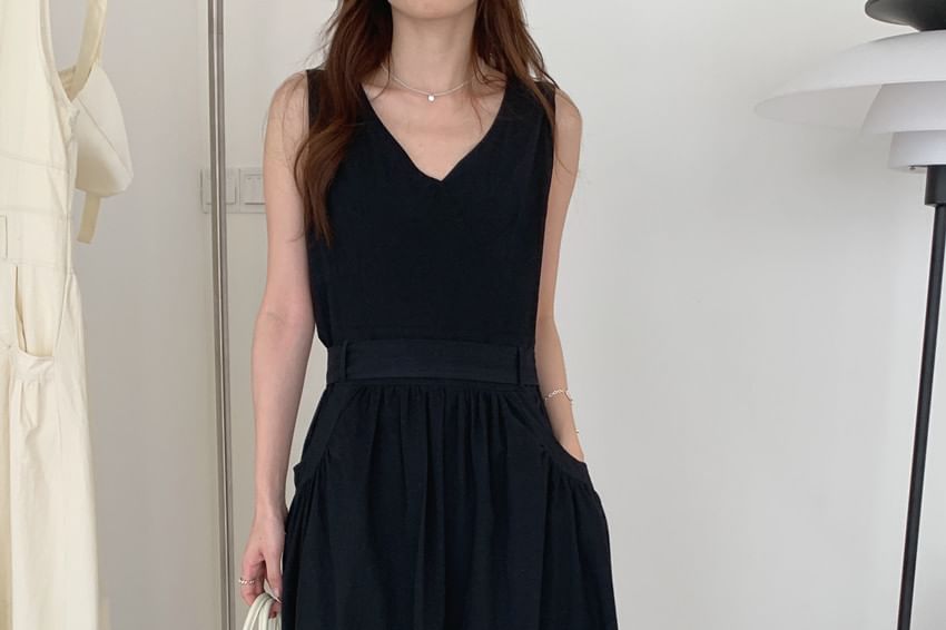 Ruched V-Neck Sleeveless A-Line Maxi Dress Set with Belt