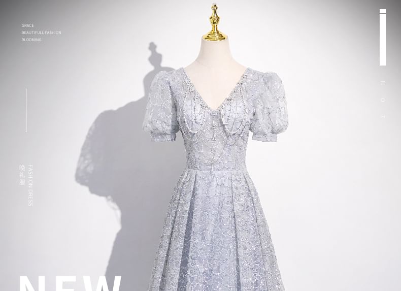 Short-Sleeve V-Neck Plain Lace Sheath Evening Gown