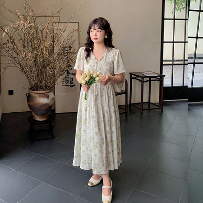 Plus Size Short-Sleeve V-Neck Floral Print Midi A-Line Dress