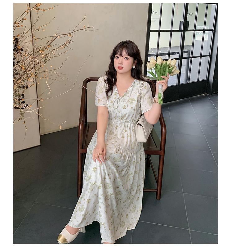 Plus Size Short-Sleeve V-Neck Floral Print Midi A-Line Dress