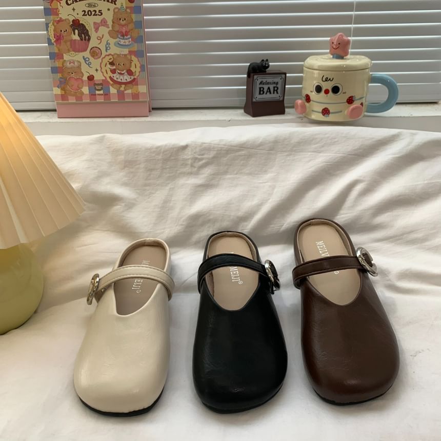 Low Heel Hoop Accent Mary Jane Mules