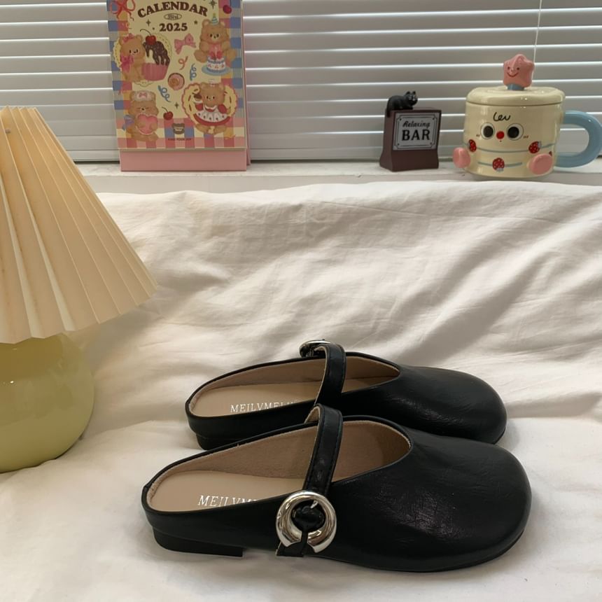 Low Heel Hoop Accent Mary Jane Mules