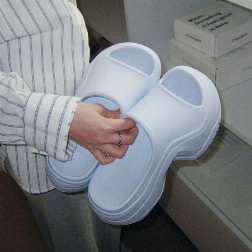 Platform Plain Slide Sandals