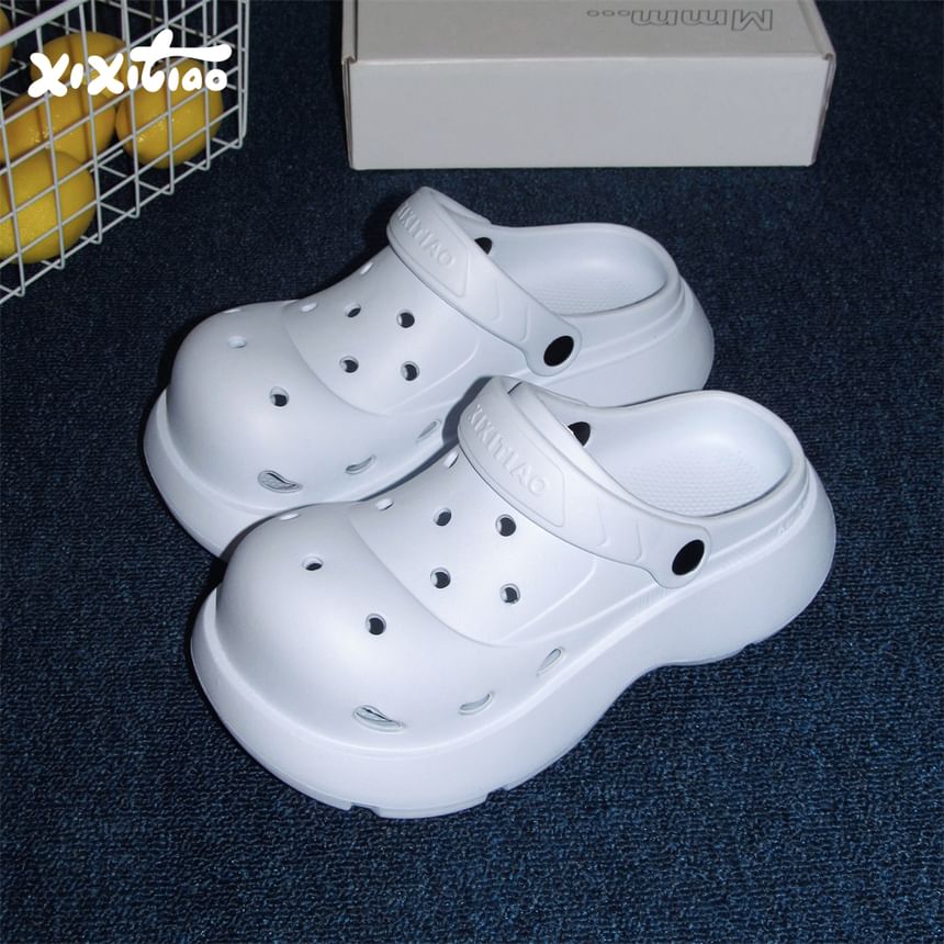 Platform Plain Sandals