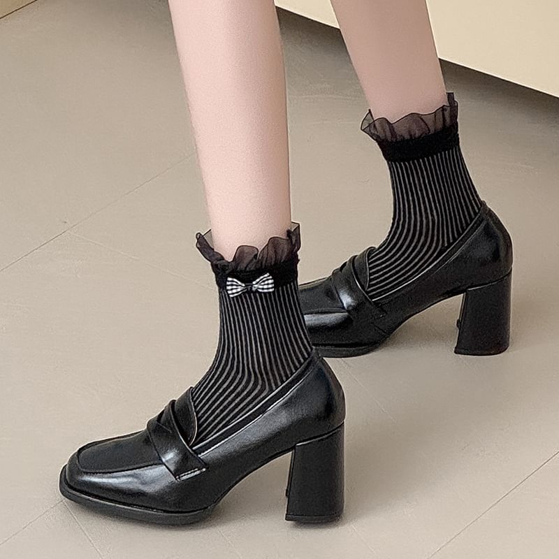 Set of 2 Pairs: Bow Ruffle Trim Socks