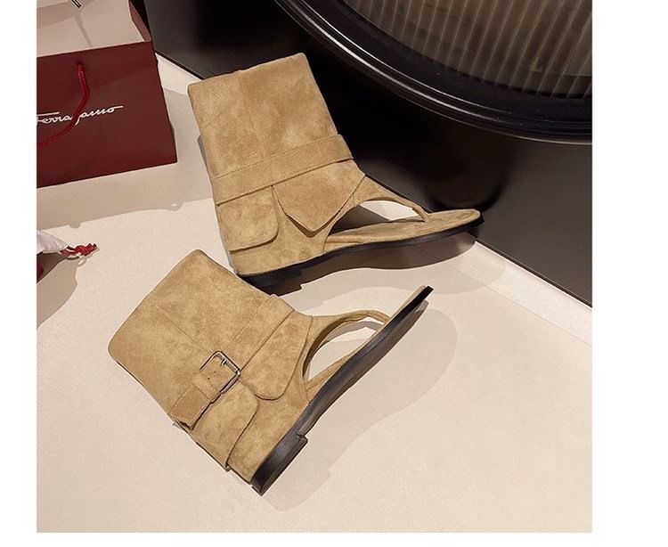 Short Flip Boots Flop Buckled